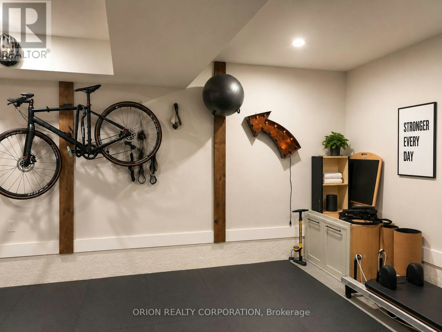 1-183 Essex Street, Toronto, ON, M6G 1T6 - 17