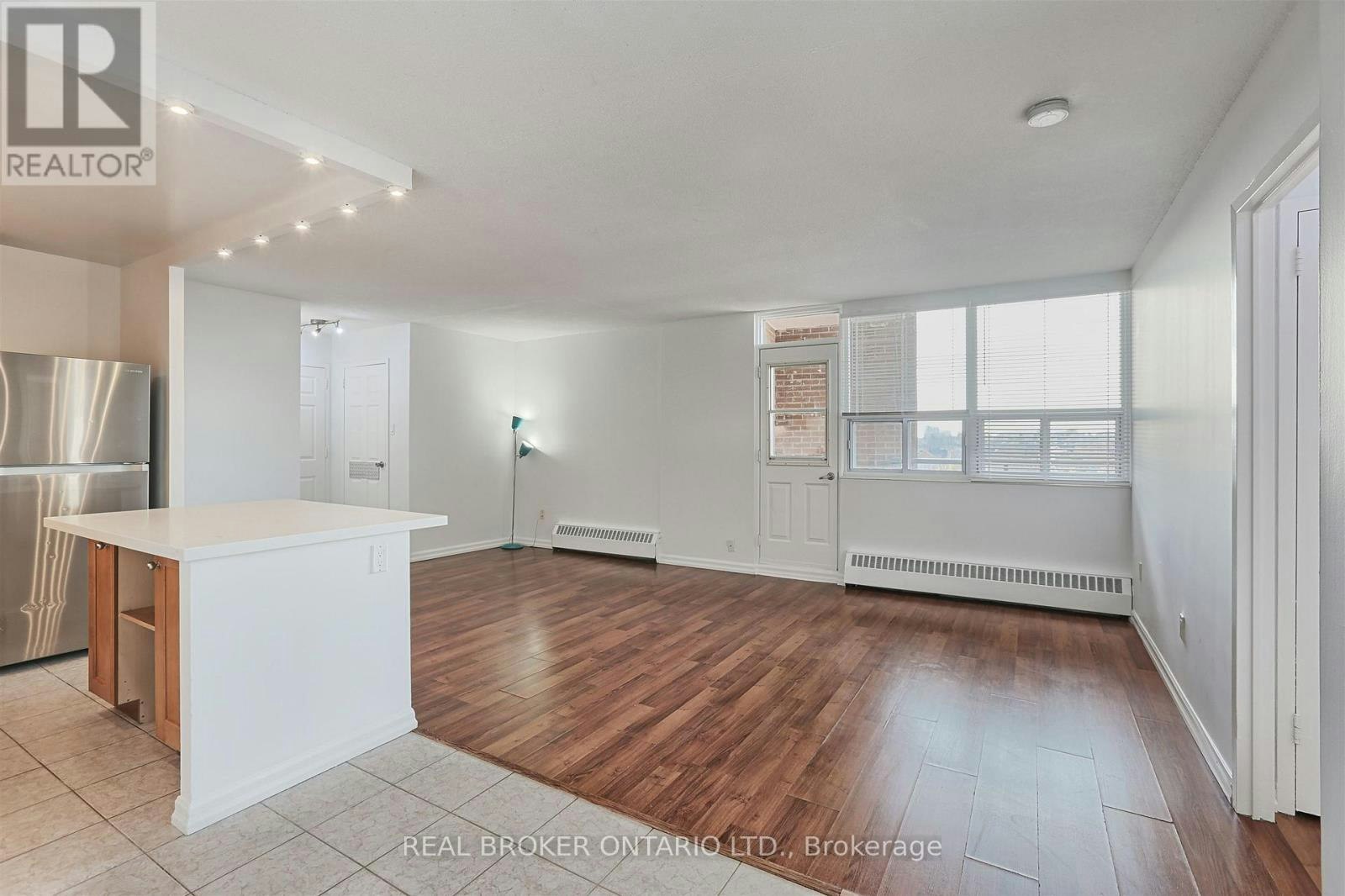707-3065 Queen Frederica Drive, Mississauga, ON, L4Y 3A3 - 9