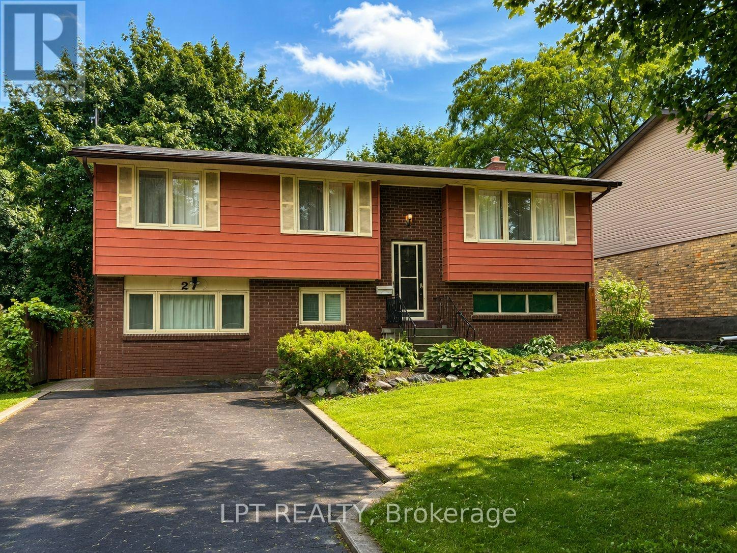 MAIN-27 Paperbirch Crescent, London, ON, N6G 1L8