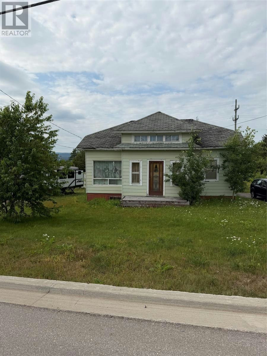 11 Garden Road, Deer Lake, NL, A8A 1L1