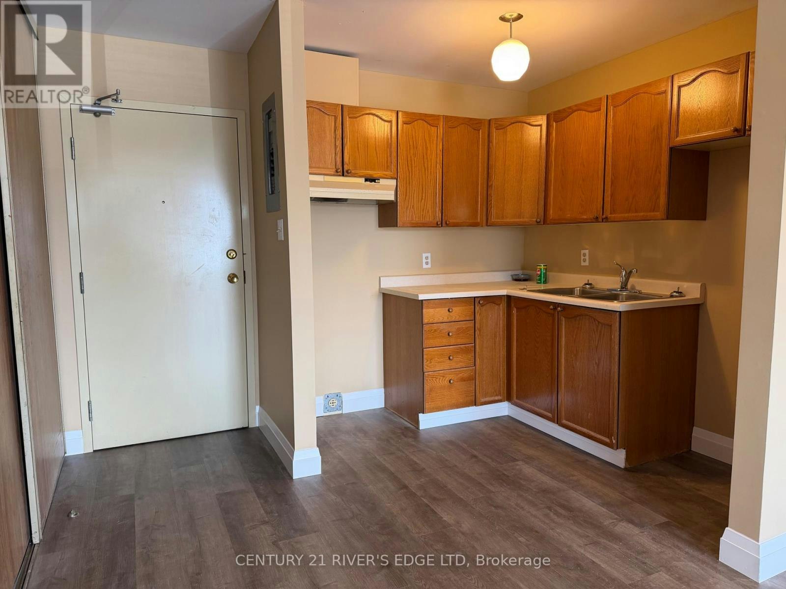 4-290/294 King Street W, Prescott, ON, K0E 1T0 - 9