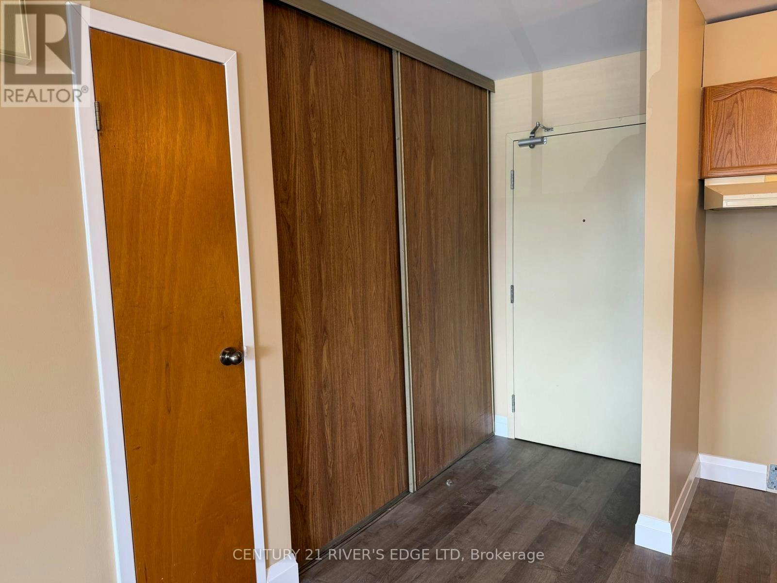 4-290/294 King Street W, Prescott, ON, K0E 1T0