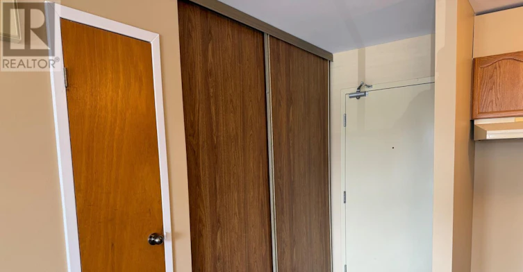 4-290/294 King Street W, Prescott, ON, K0E 1T0