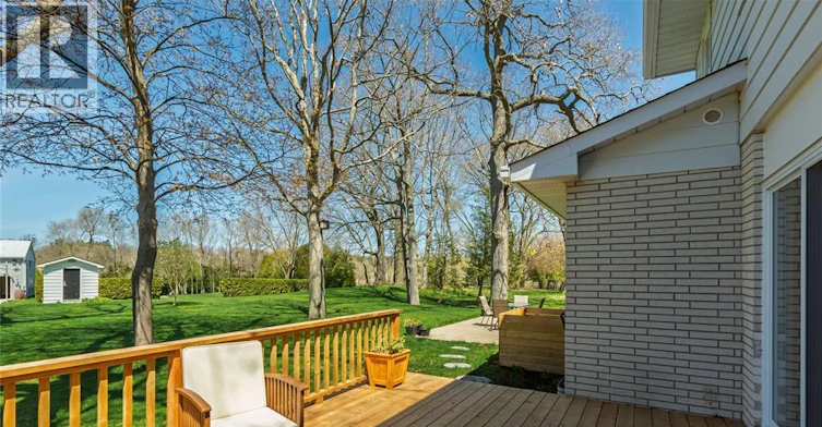 1614 Blackwell Road, Sarnia, ON, N7X 1A4 - 40