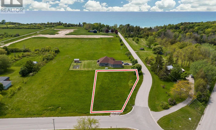 LOT-3 Wellington Street