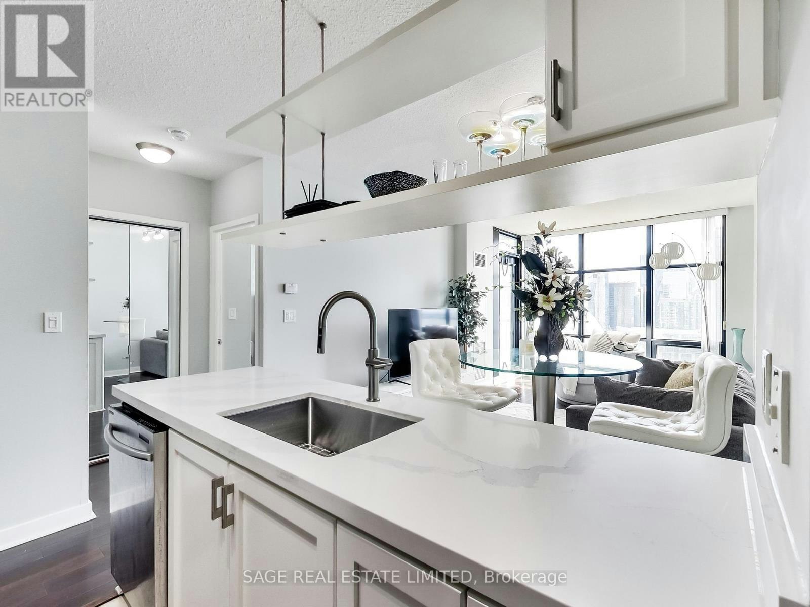 3707-35 Mariner Terrace, Toronto, ON, M5V 3V9 - 5