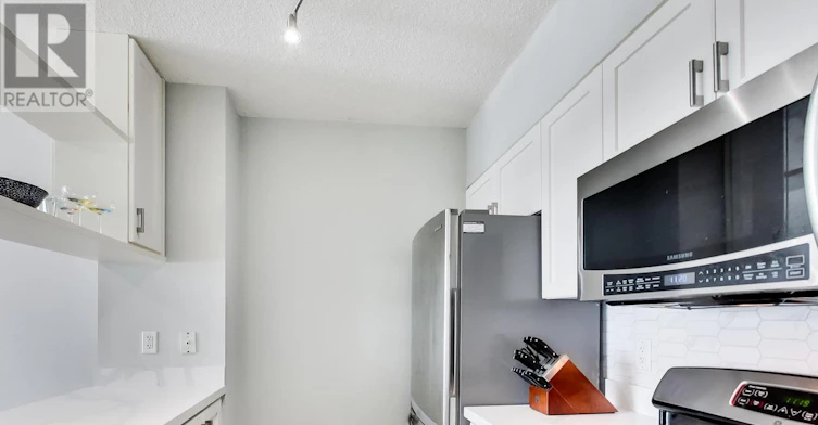 3707-35 Mariner Terrace, Toronto, ON, M5V 3V9 - 4