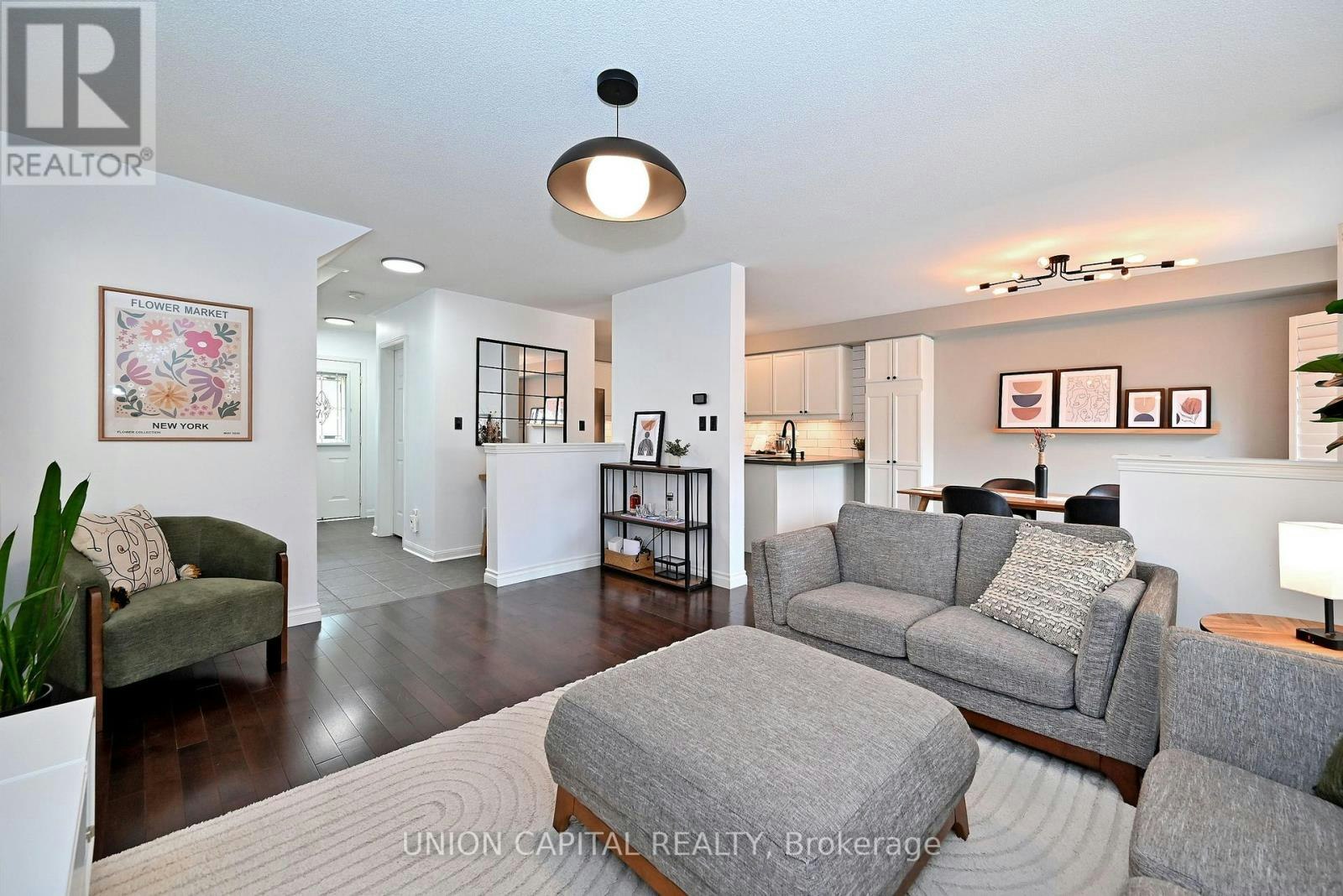 32 Regatta Crescent, Whitby, ON, L1N 9V2
