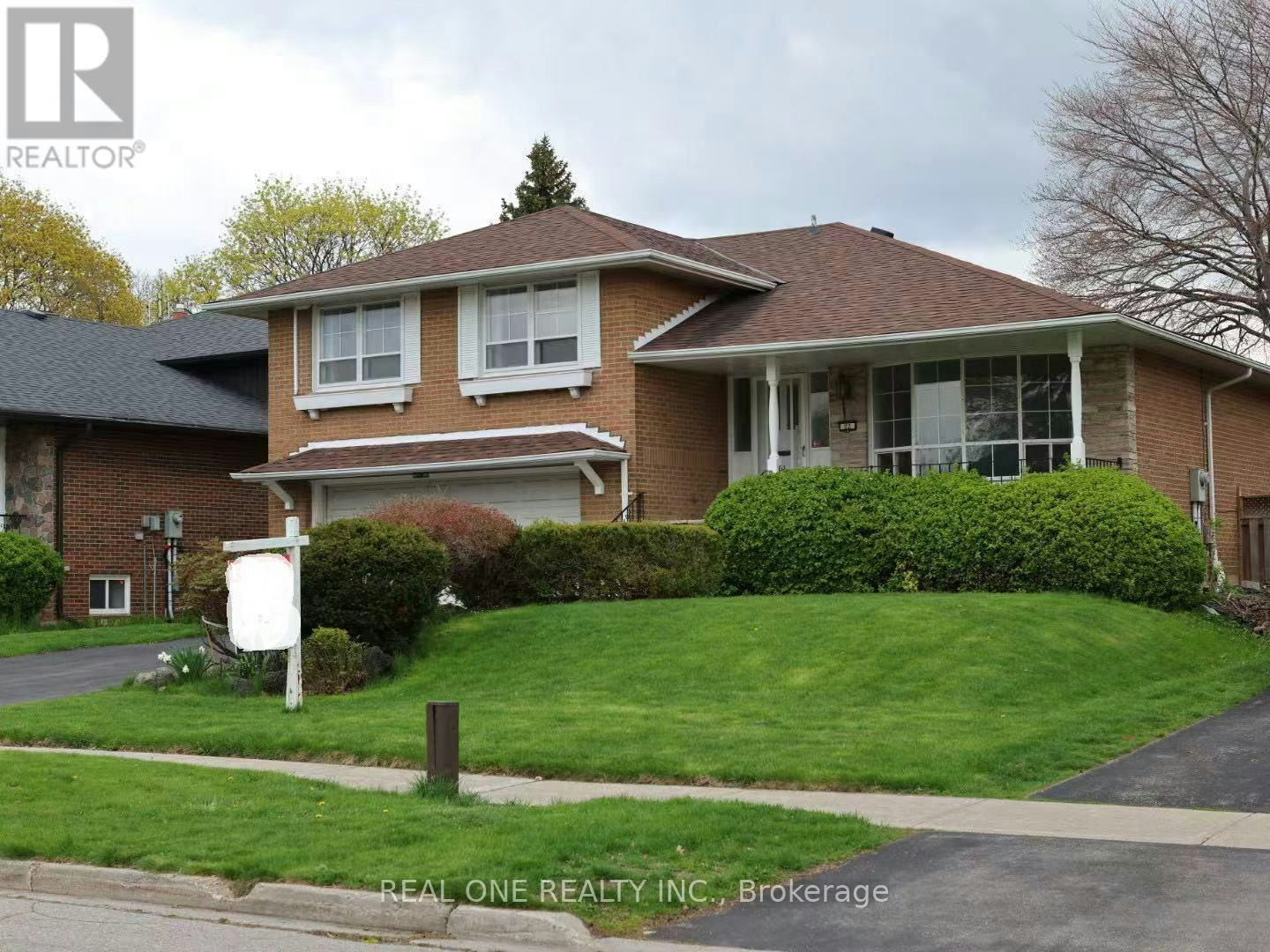 22 Kenmanor Boulevard, Toronto, ON, M1W 1R7