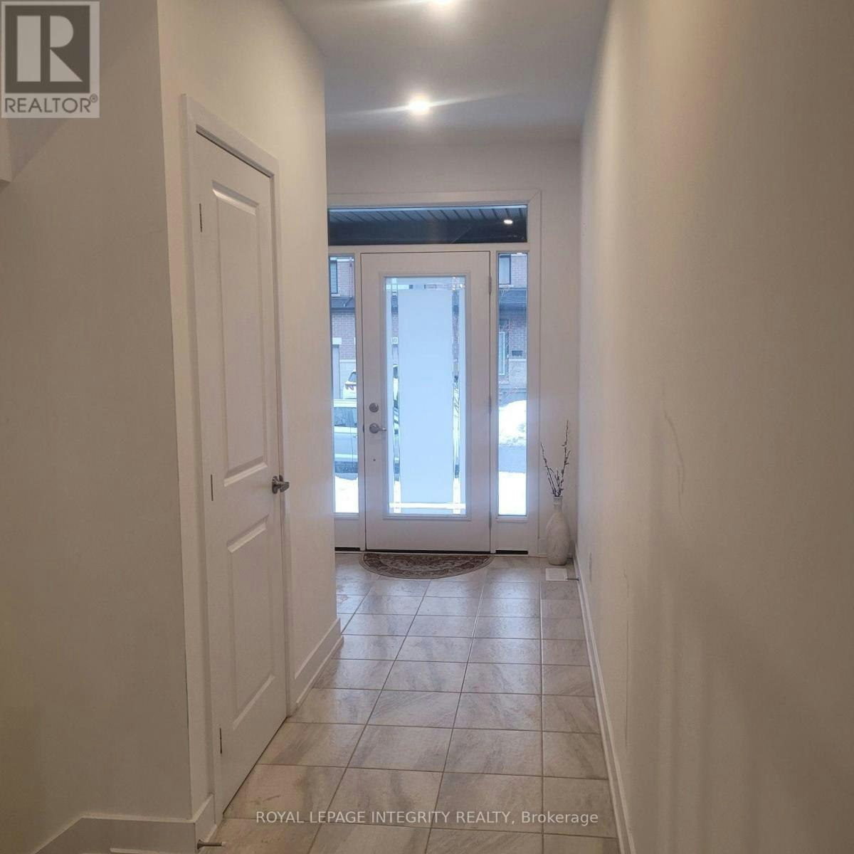 1026 Hydrangea Avenue, Ottawa, ON, K4M 0K8 - 3