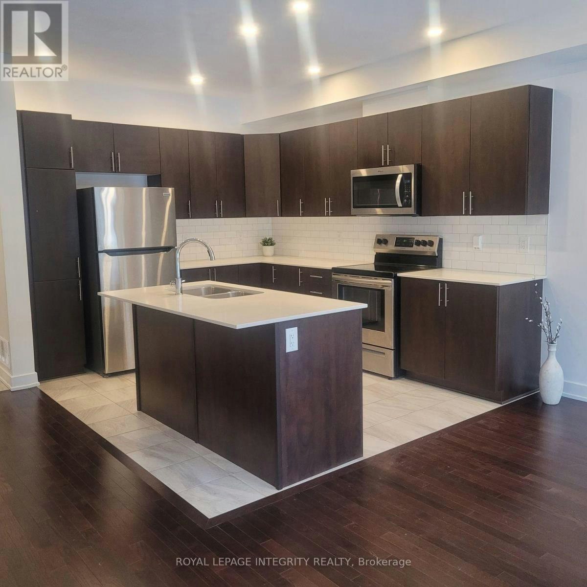 1026 Hydrangea Avenue, Ottawa, ON, K4M 0K8 - 8