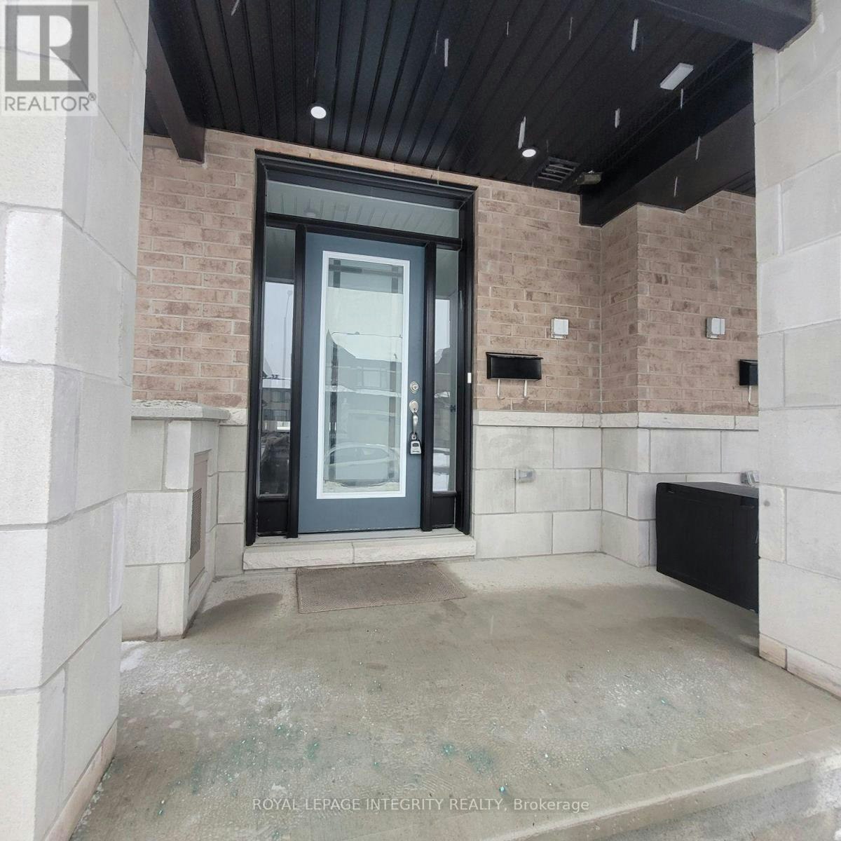 1026 Hydrangea Avenue, Ottawa, ON, K4M 0K8 - 2