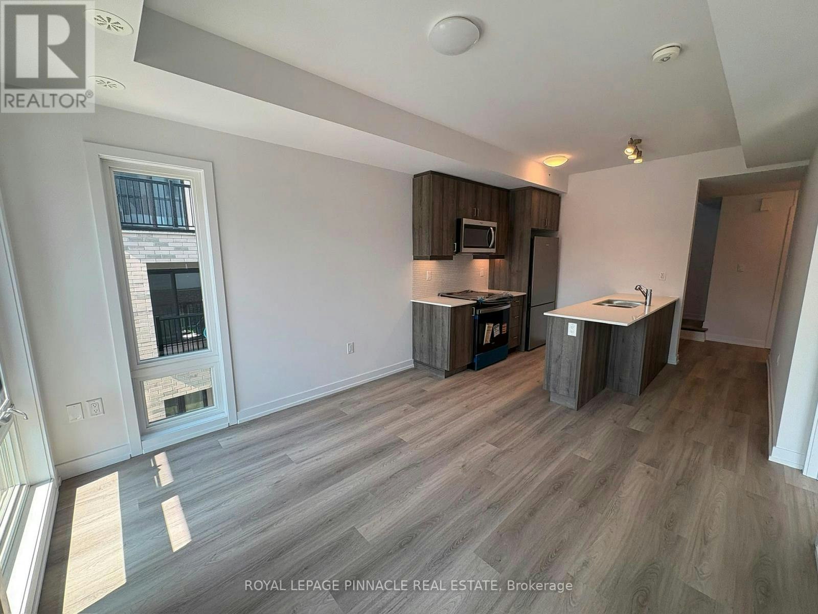 202-3 Bancroft Lane, Richmond Hill, ON, L4E 1M1 - 5