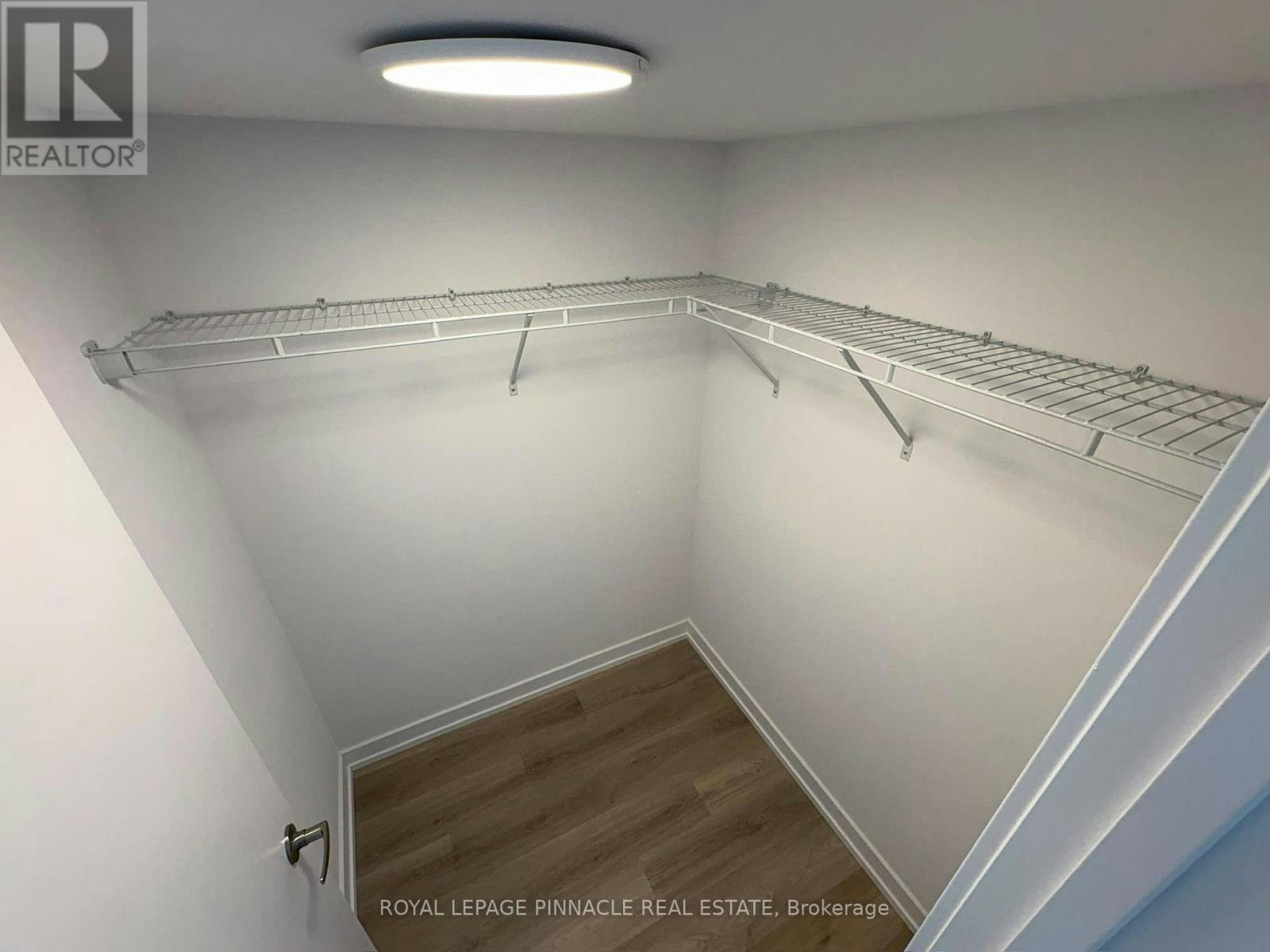 202-3 Bancroft Lane, Richmond Hill, ON, L4E 1M1 - 3