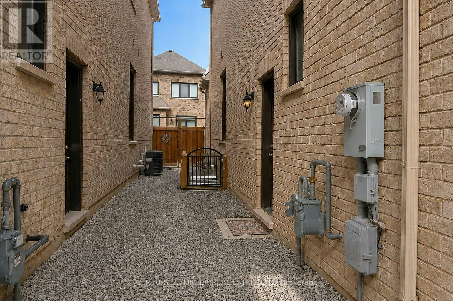LOWER-334 Thimbleweed Court, Milton, ON, L9E 1T2 - 3
