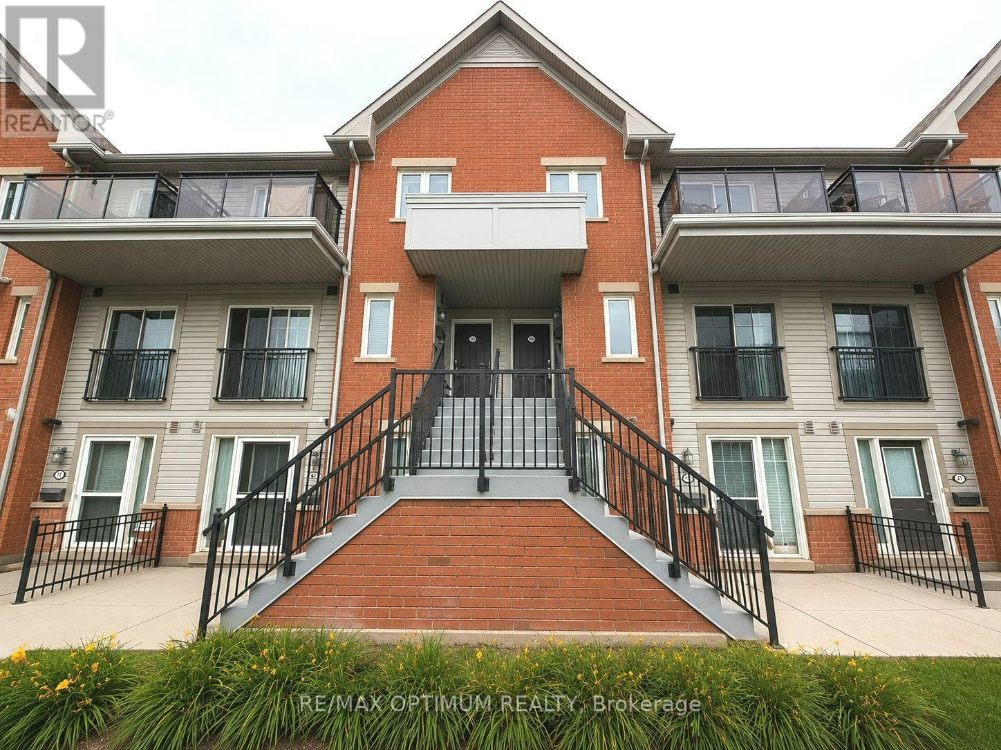 17-4620 Guildwood Way, Mississauga, ON, L5R 4H5