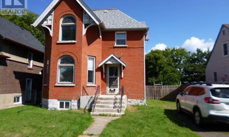 305 Cameron Street