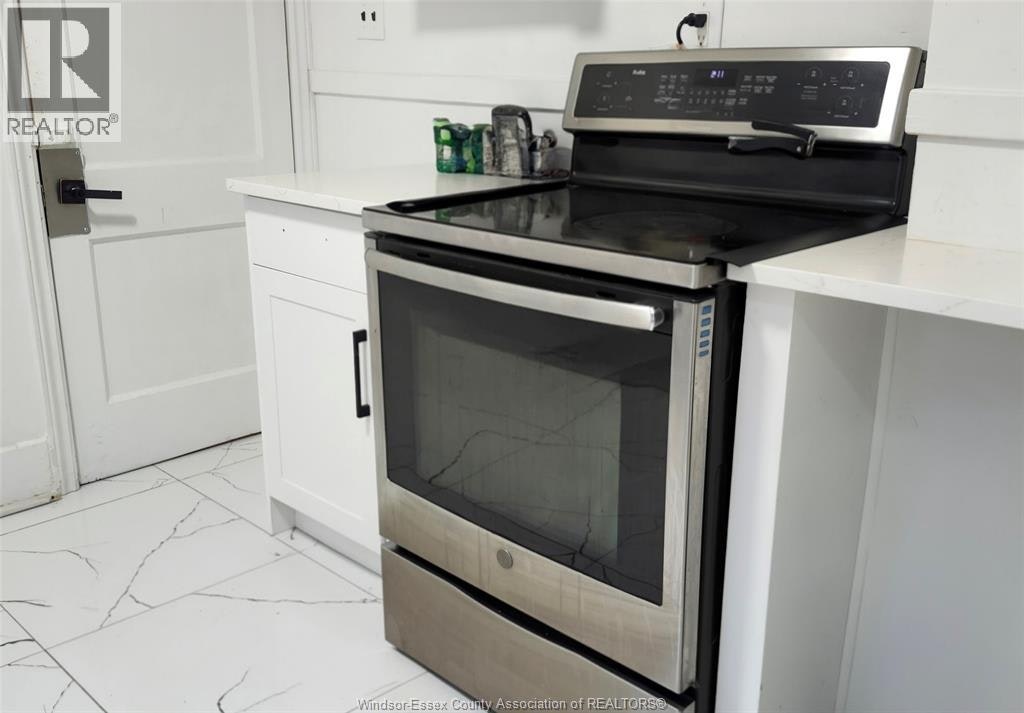 UPPER-1159 Highland, Windsor, ON, N9A 1R6 - 6