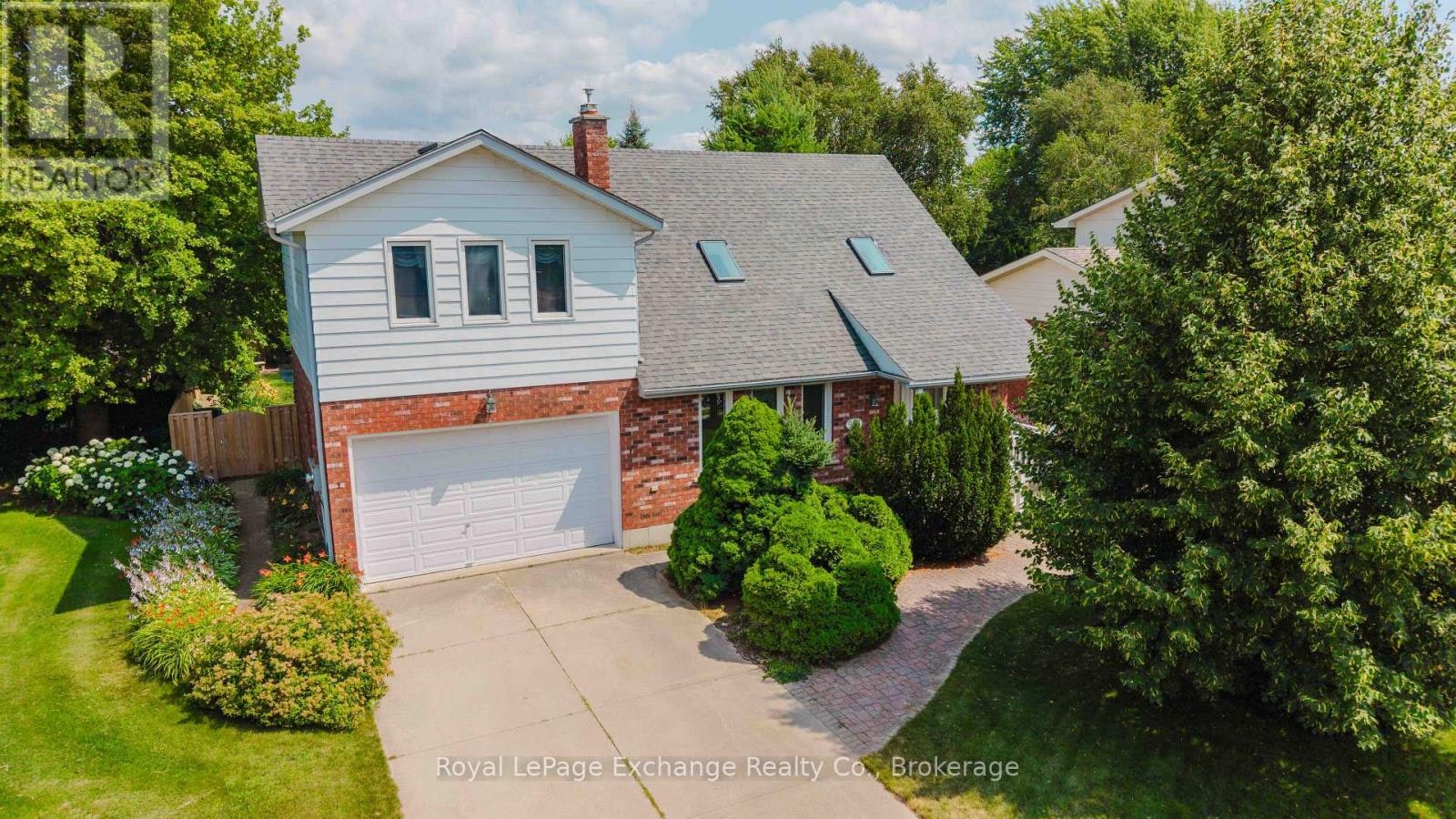 953 Parkwood Drive, Saugeen Shores, ON, N0H 2C2