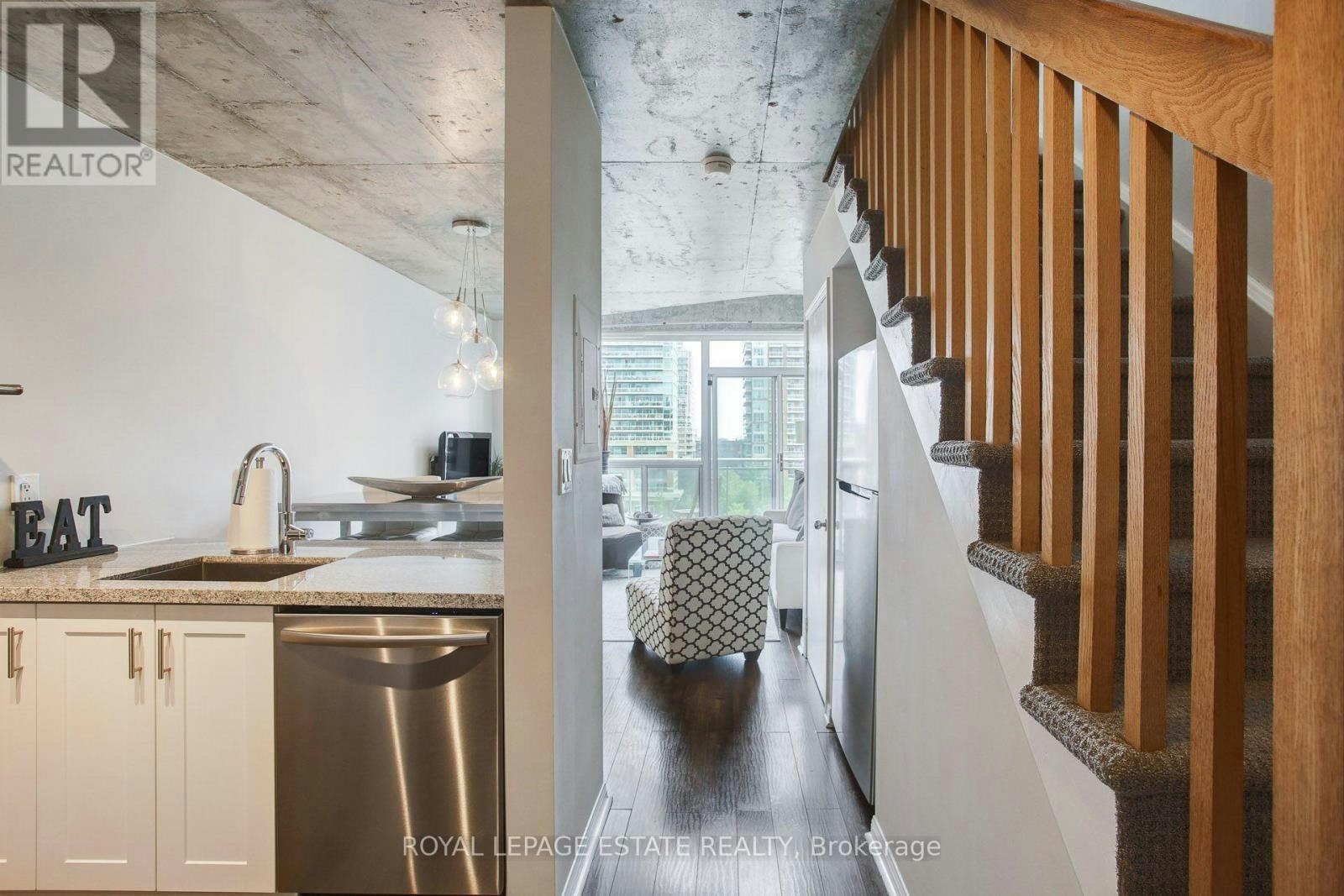 837-1029 King Street W, Toronto, ON, M6K 3M2 - 3