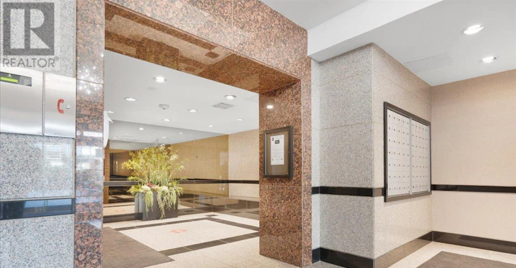 1214-914 Yonge Street, Toronto, ON, M4W 3C8 - 13