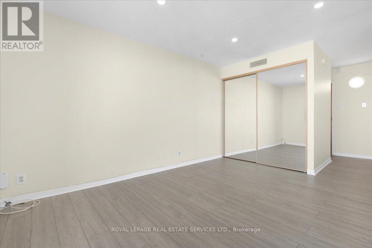 1214-914 Yonge Street, Toronto, ON, M4W 3C8 - 5