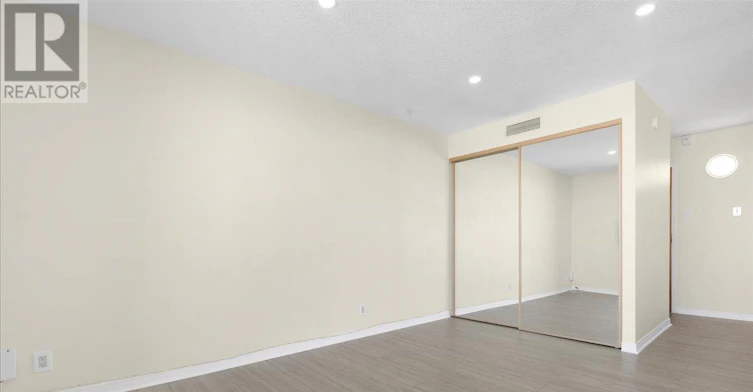 1214-914 Yonge Street, Toronto, ON, M4W 3C8 - 5