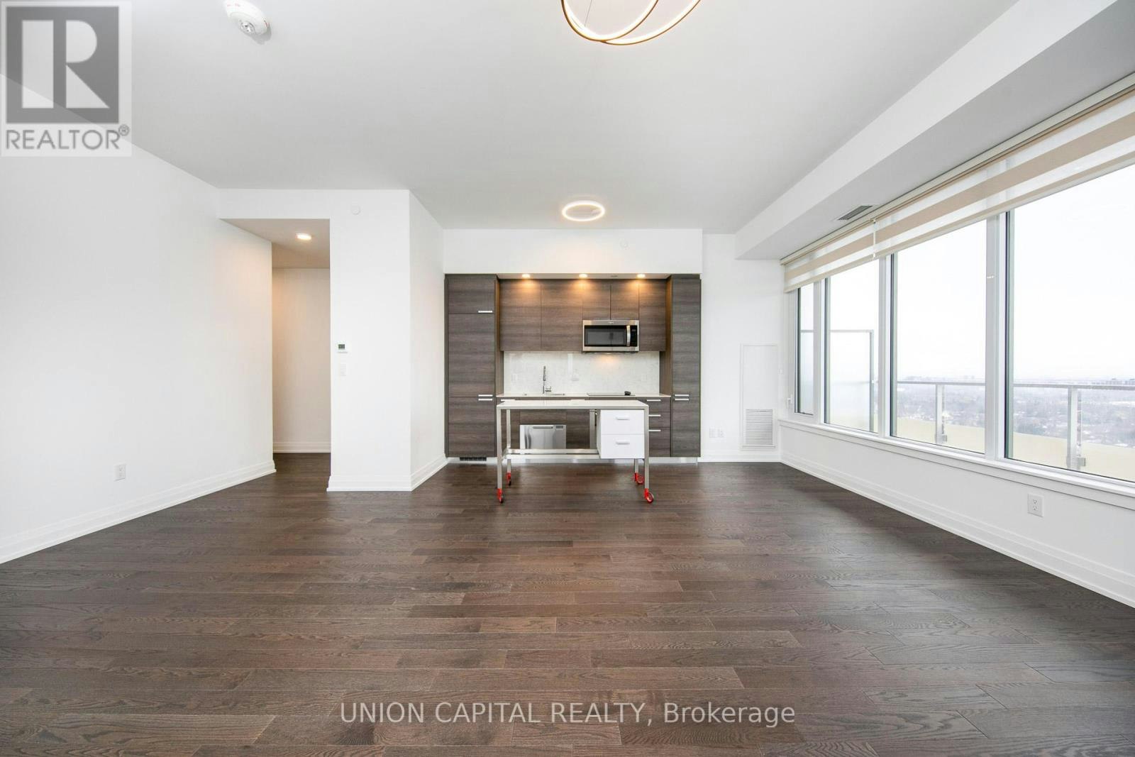 PH206-75 Canterbury Place, Toronto, ON, M2N 0L2