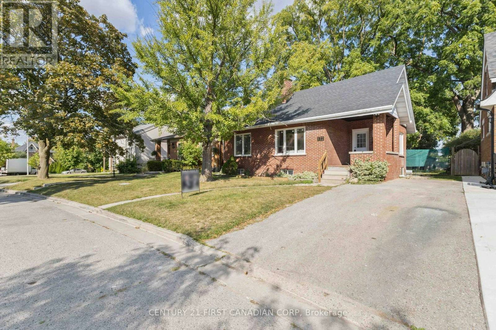 122 Windsor Crescent, London, ON, N6C 1V8