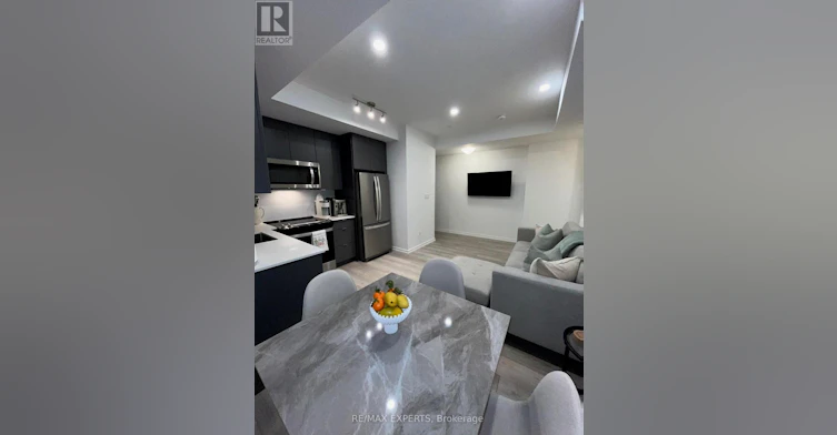 27-14 Lytham Green Circle, Newmarket, ON, L3Y 0H3 - 14