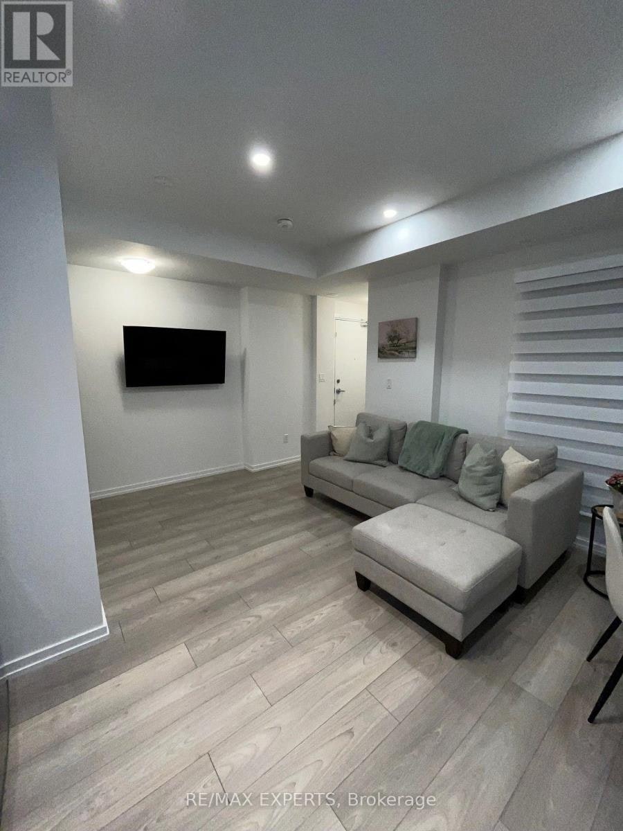 27-14 Lytham Green Circle, Newmarket, ON, L3Y 0H3 - 15