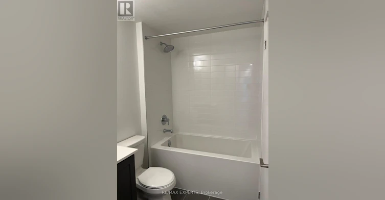 27-14 Lytham Green Circle, Newmarket, ON, L3Y 0H3 - 10