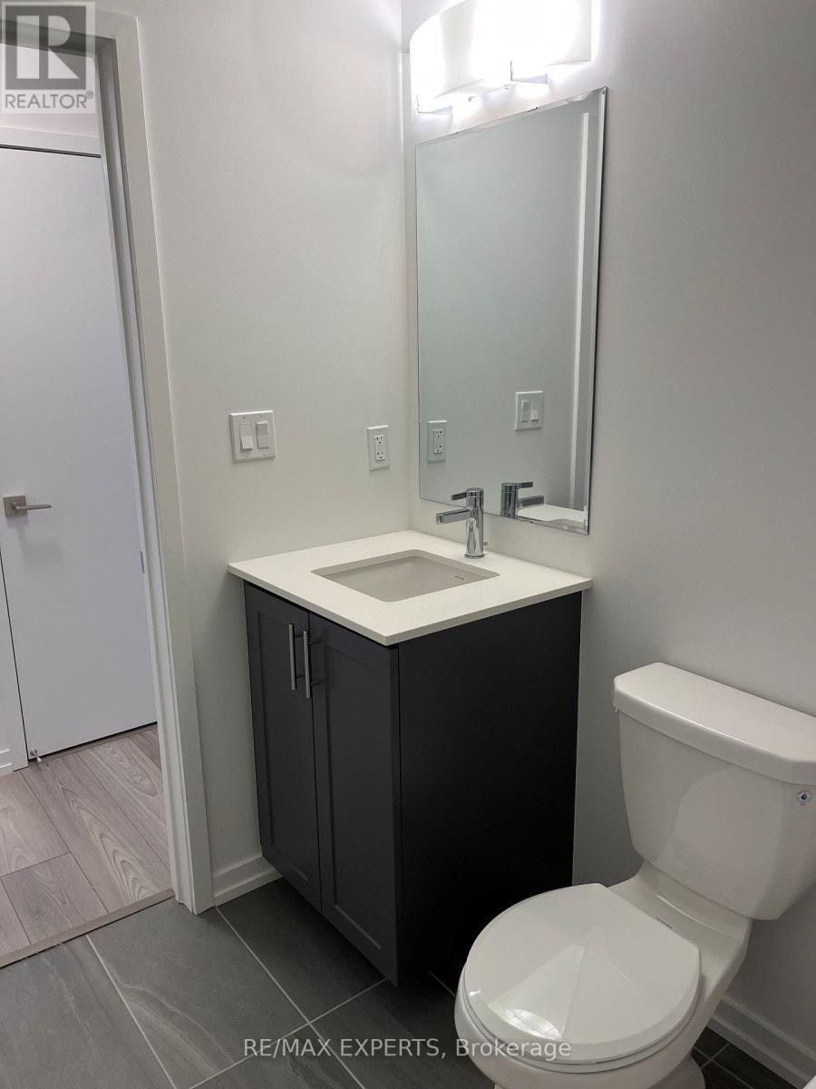 27-14 Lytham Green Circle, Newmarket, ON, L3Y 0H3 - 11