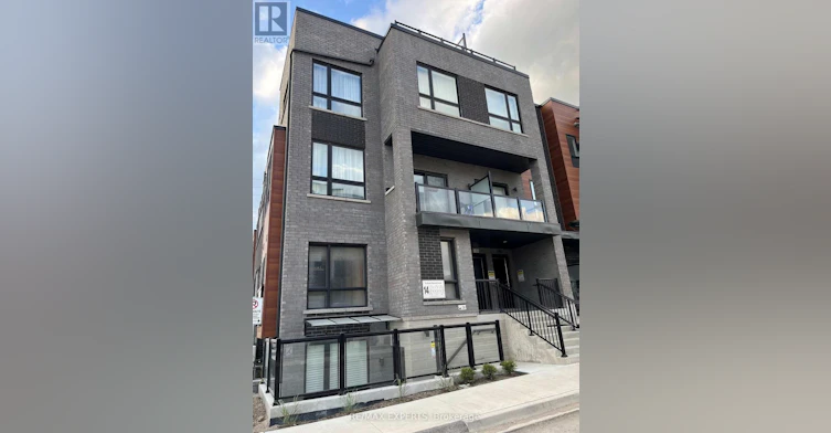 27-14 Lytham Green Circle, Newmarket, ON, L3Y 0H3 - 2