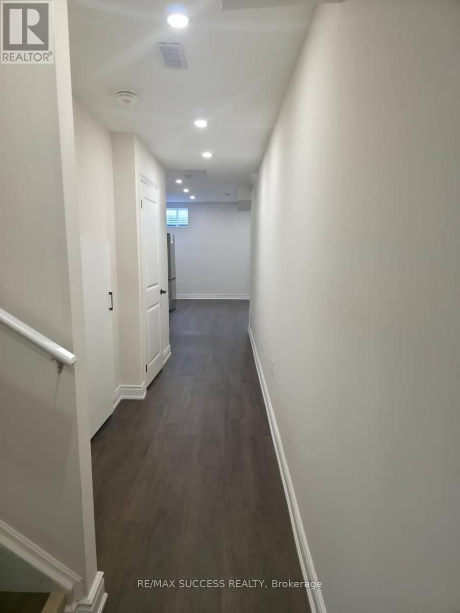 LOWER-1407 Hearns Place, Milton, ON, L9E 2J7 - 13