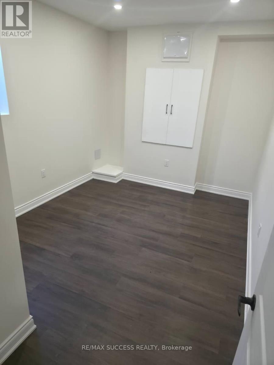 LOWER-1407 Hearns Place, Milton, ON, L9E 2J7 - 5