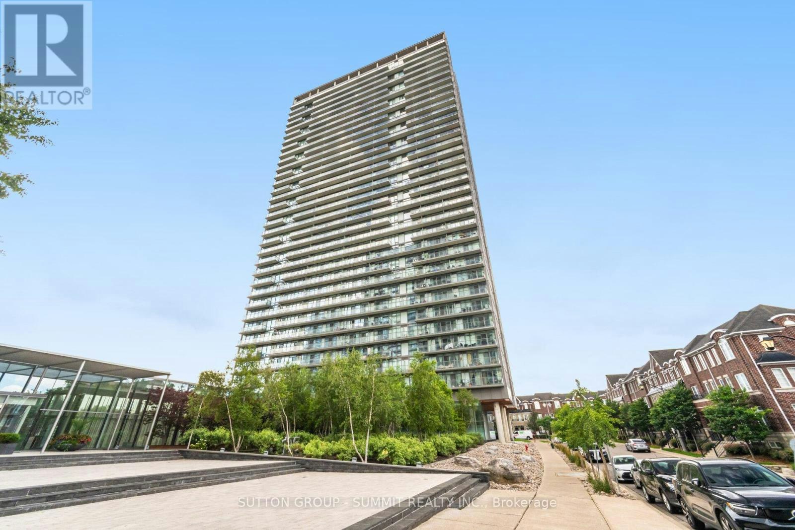 3114-105 The Queensway, Toronto, ON, M6S 5B5