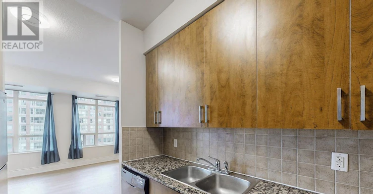 1511-310 Burnhamthorpe Road W, Mississauga, ON, L5B 3Y5 - 12