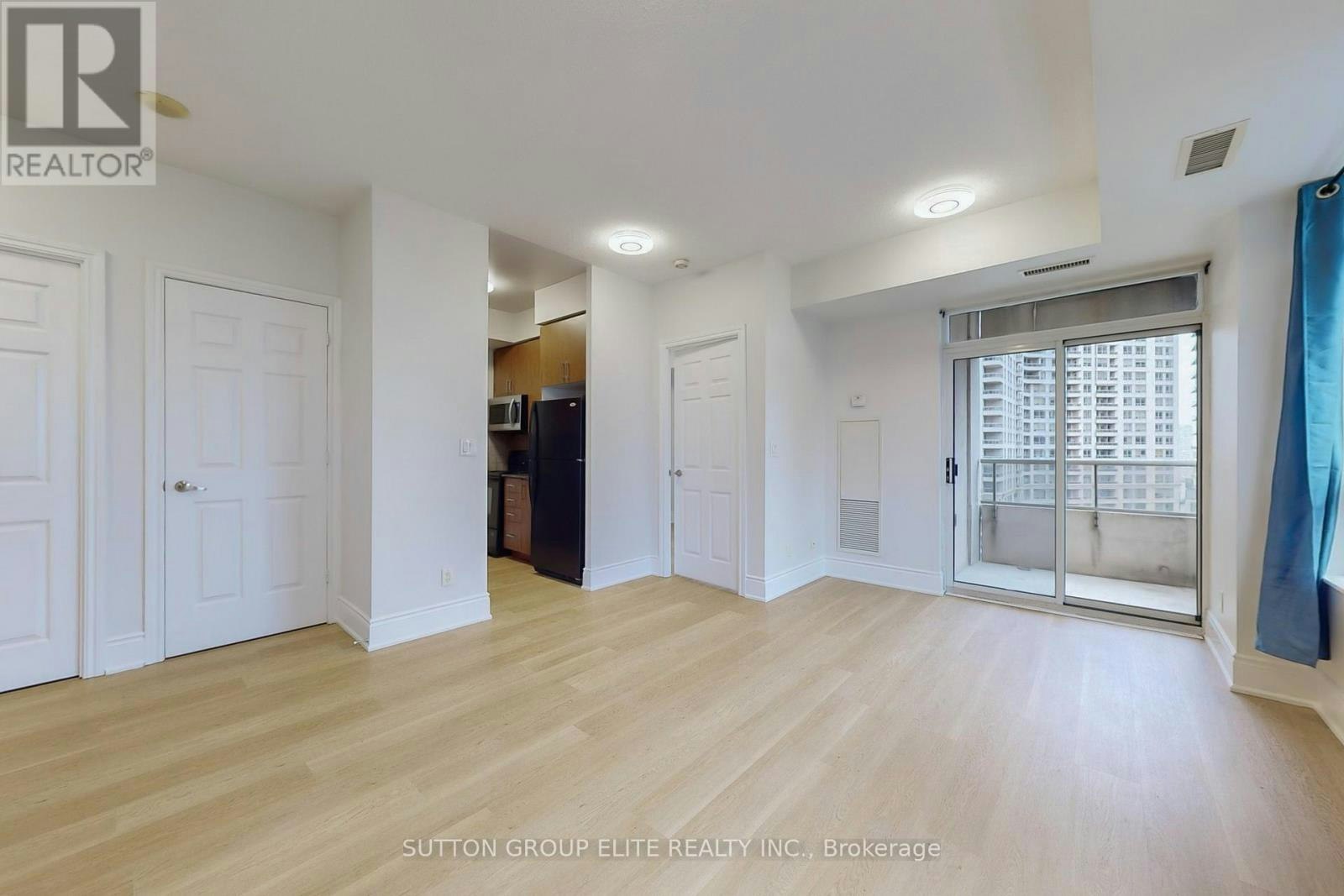 1511-310 Burnhamthorpe Road W, Mississauga, ON, L5B 3Y5 - 9