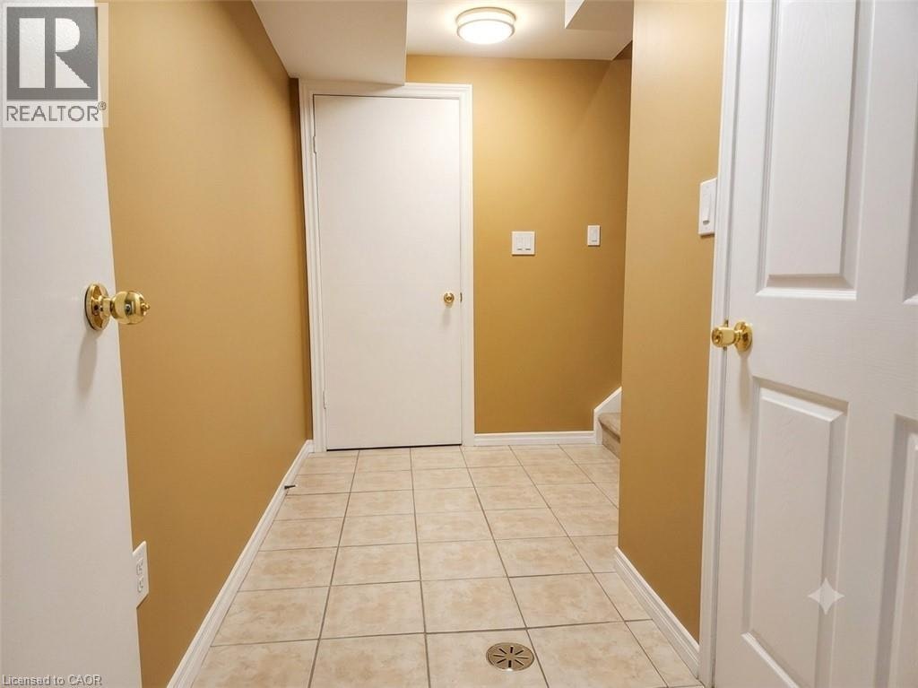 B-25 Gosling Gardens, Guelph, ON, N1G 5J8 - 4