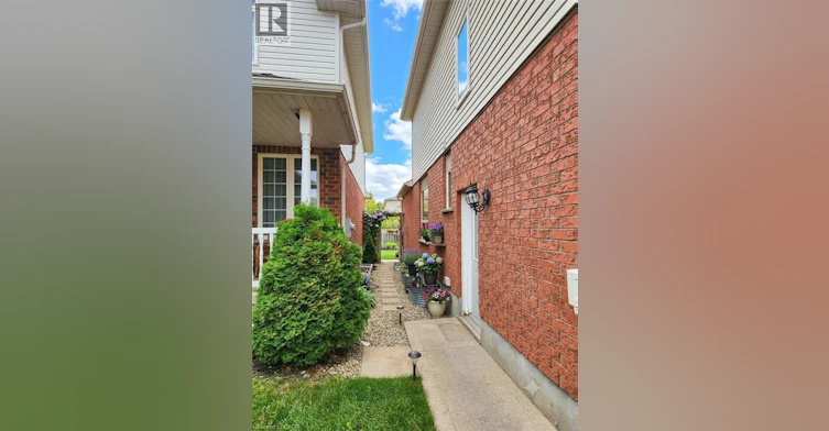 B-25 Gosling Gardens, Guelph, ON, N1G 5J8 - 2