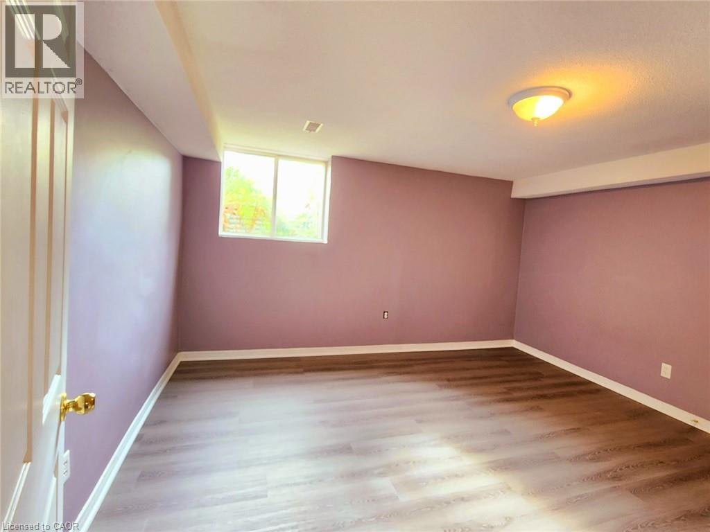 B-25 Gosling Gardens, Guelph, ON, N1G 5J8 - 8