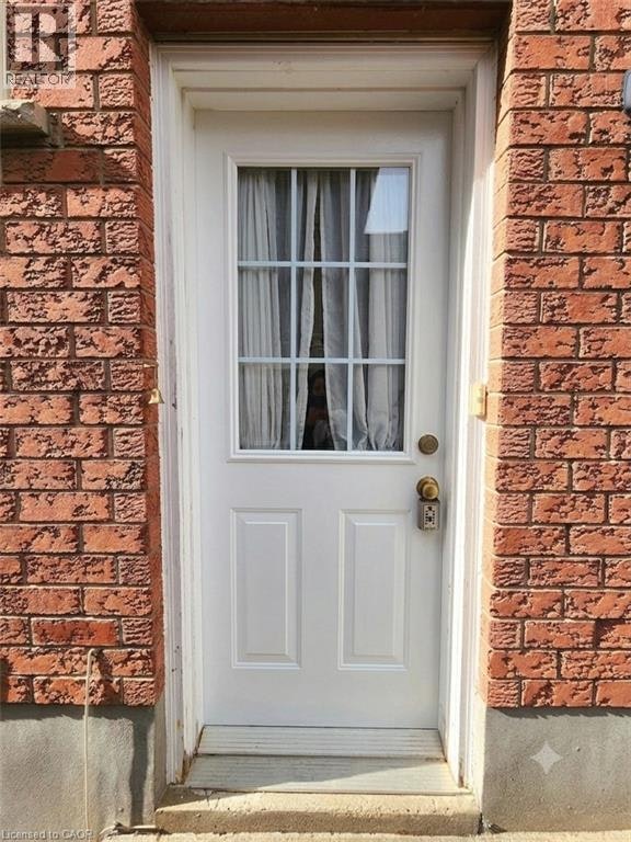 B-25 Gosling Gardens, Guelph, ON, N1G 5J8 - 3