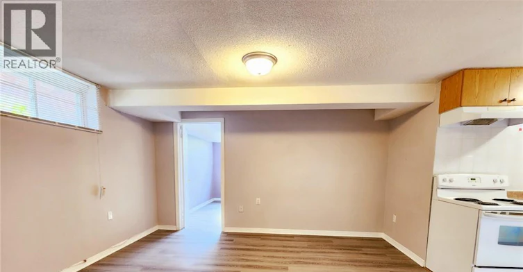 B-25 Gosling Gardens, Guelph, ON, N1G 5J8 - 5