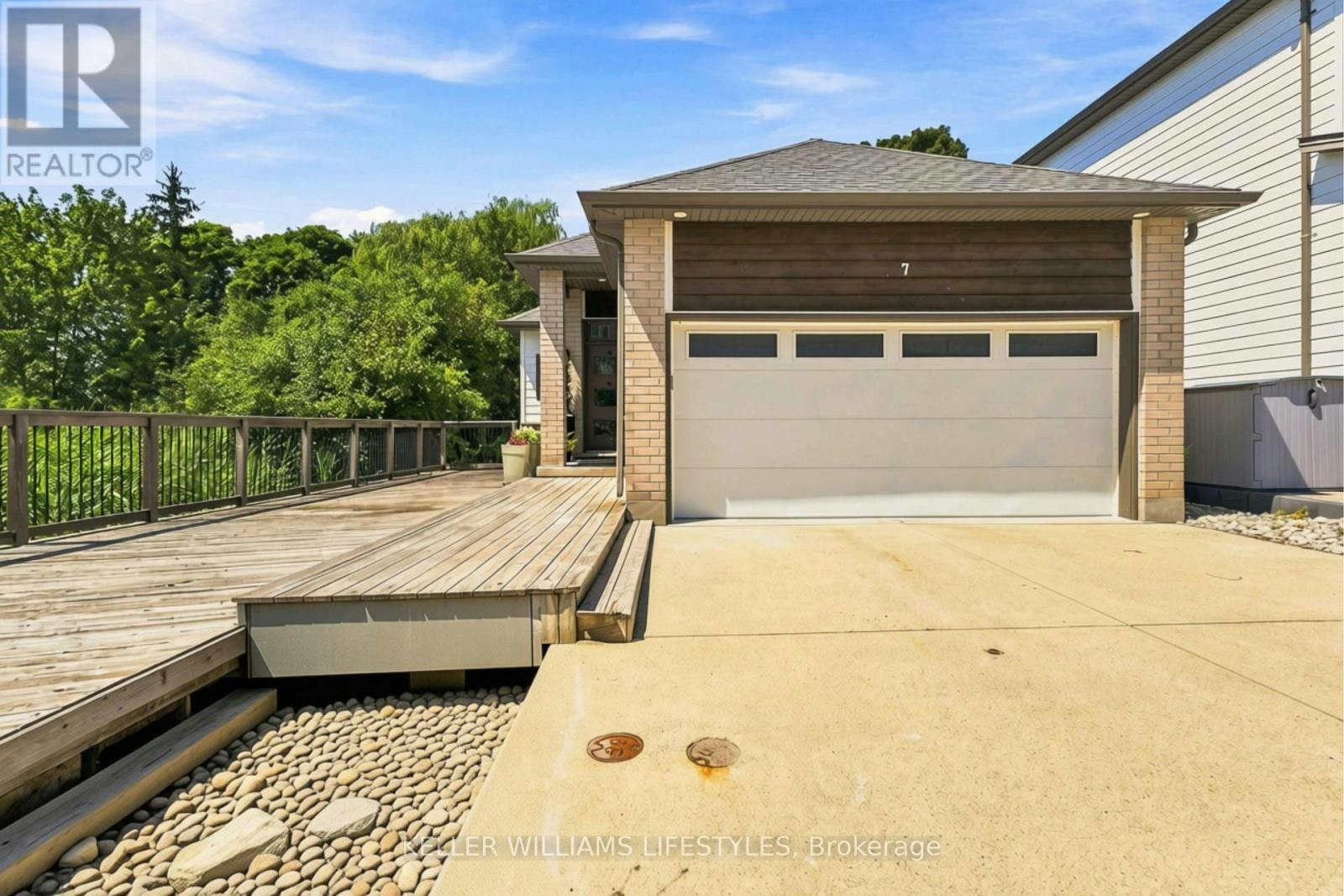 7-727 Apricot Drive, London, ON, N6K 5A7