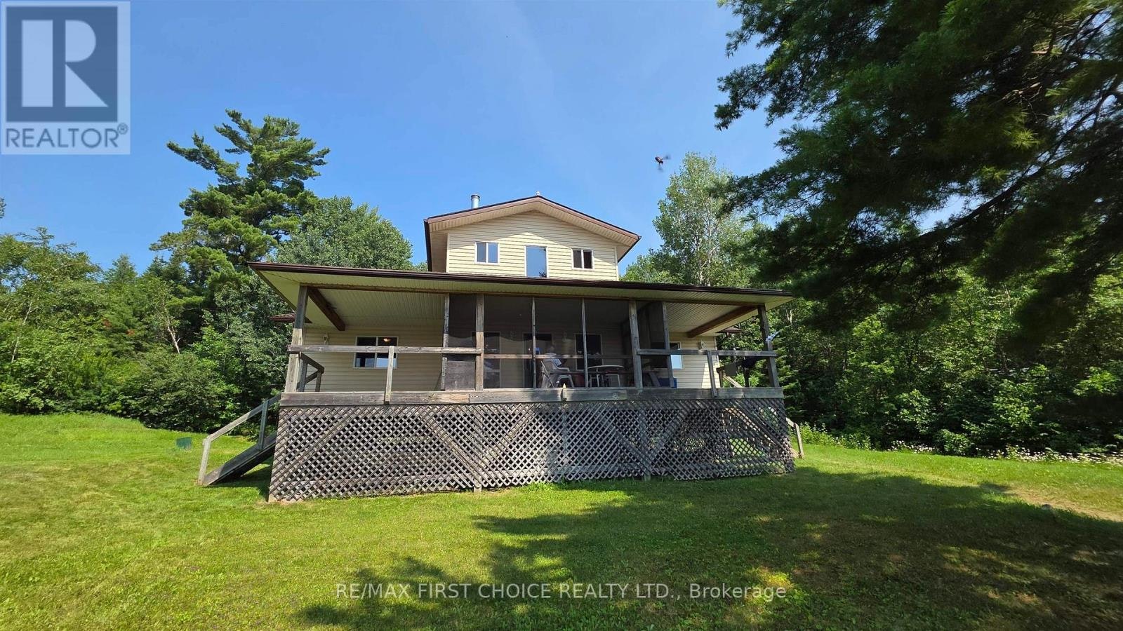 2 Moore Bay, Lake of the Woods, ON, P0X 1H0
