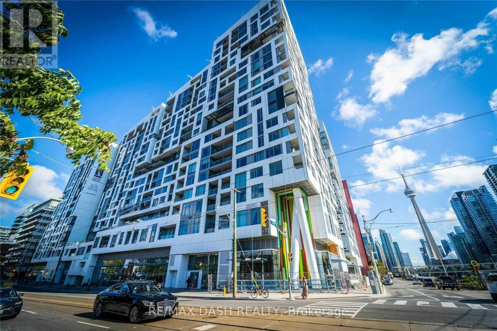 1504W-27 Bathurst Street, Toronto, ON, M5V 2P1