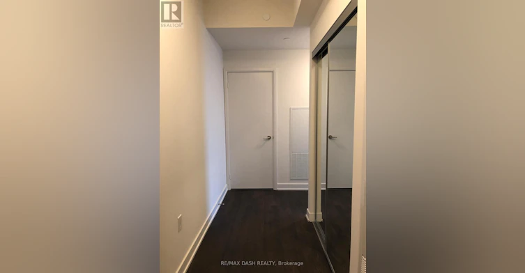 1504W-27 Bathurst Street, Toronto, ON, M5V 2P1 - 2