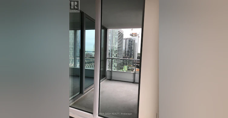 1504W-27 Bathurst Street, Toronto, ON, M5V 2P1 - 5