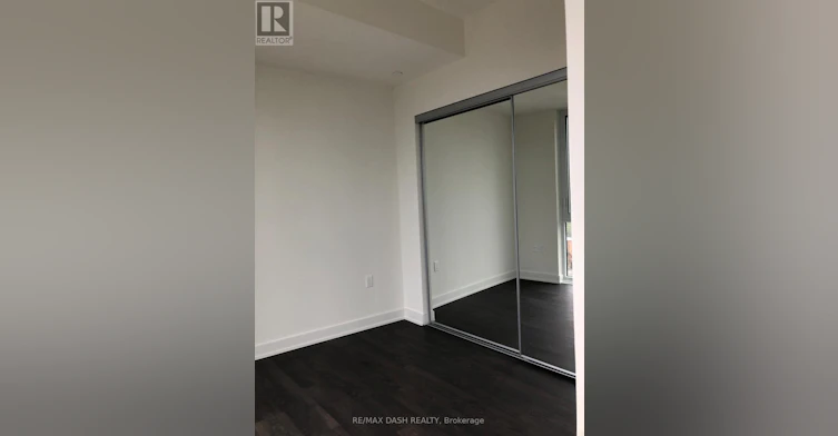 1504W-27 Bathurst Street, Toronto, ON, M5V 2P1 - 9